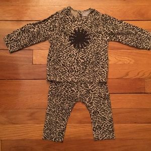 Girls Taille O 2 Piece Animal Geometric Set